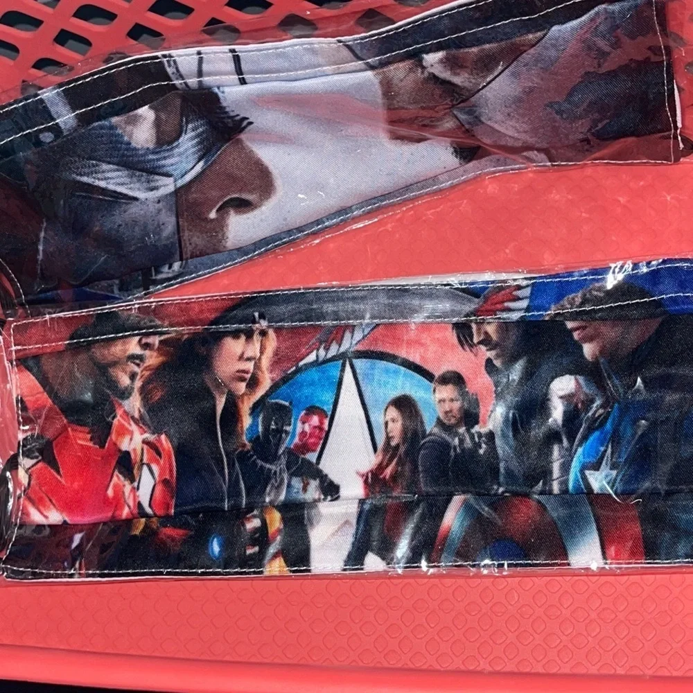 New set/2 Avengers face masks